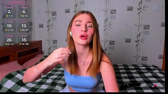 RinaKlark on StripChat