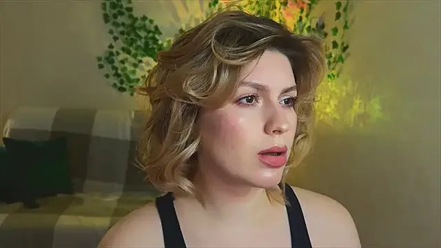 rinamandarina — ass with no jeans