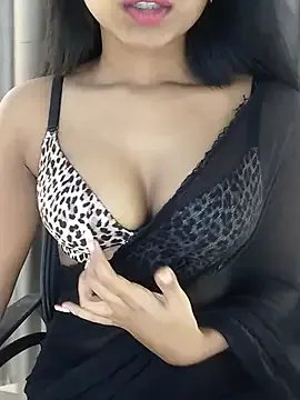 Rinika_67 on StripChat