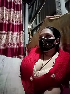 Ripa- — Boobs show