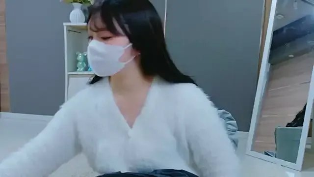 Riria-riri on StripChat 