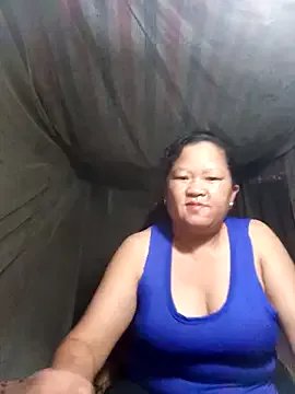 riso-00 on StripChat