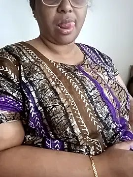 Riya-mallus on StripChat