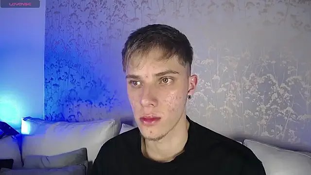 Robbin_Blaze — get me my amazing cum!!!