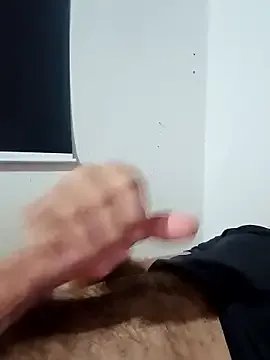 Freechat RobertoLuiz84 on StripChat