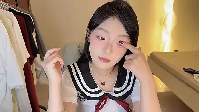 Robin-o3 on StripChat