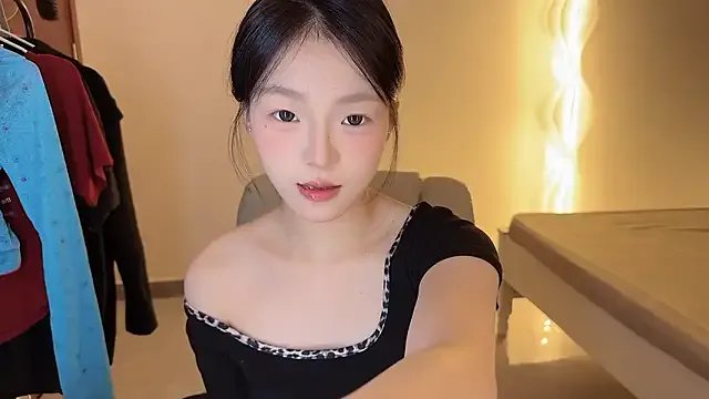 Robin-o3 on StripChat