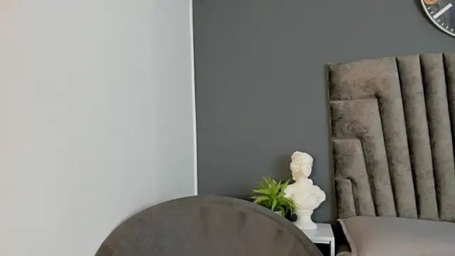 Robin_Rief on StripChat