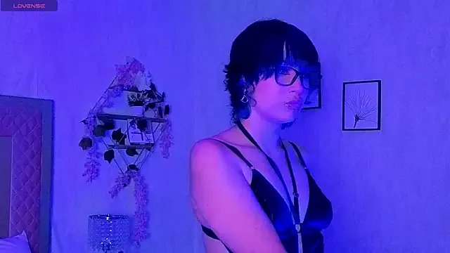 RobinBennett on StripChat