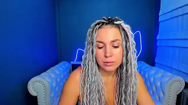 rock_n_roxy on StripChat