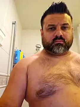 Roddog18 on StripChat