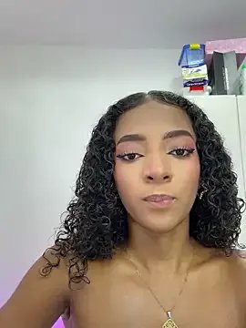 RolyLoren on StripChat