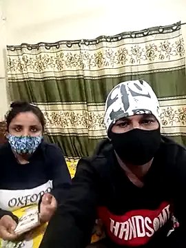 Romentic_Couple on StripChat