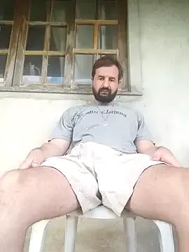 StripChat rooliv1 is Freechat rooliv1 — naked outdoor