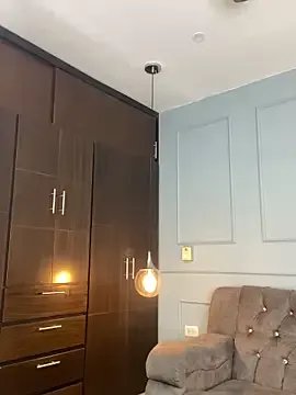 Rose_monroee on StripChat