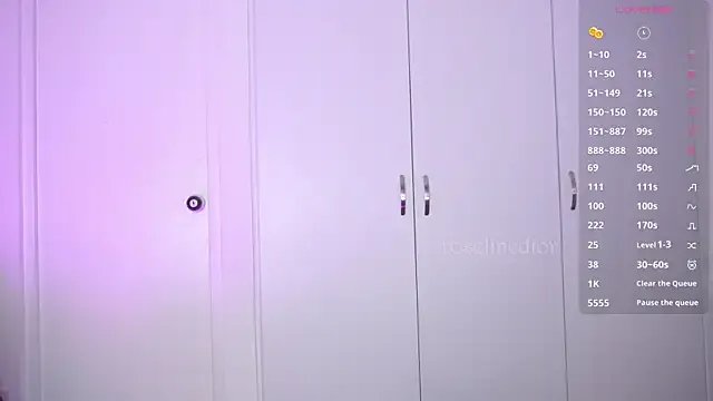 roselinedior on StripChat