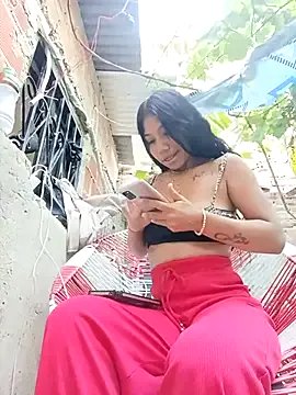 Rous-squir on StripChat