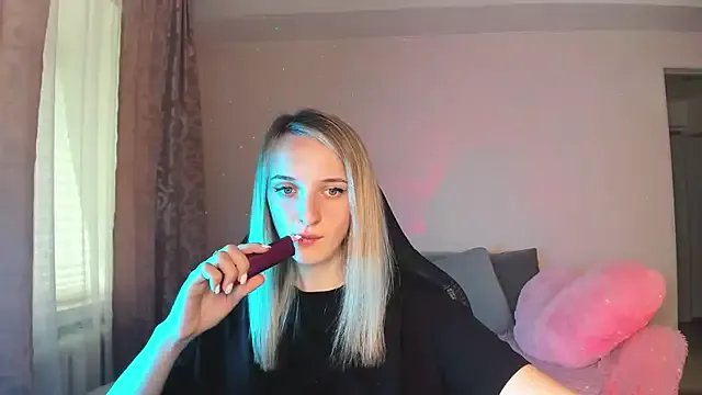 RouseReed on StripChat