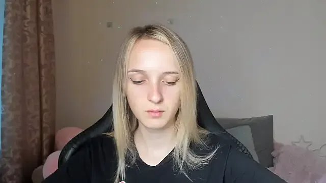 RouseReed on StripChat