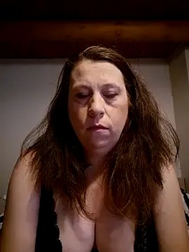 roussechaudasse on StripChat