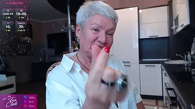 roxana_brooks on StripChat