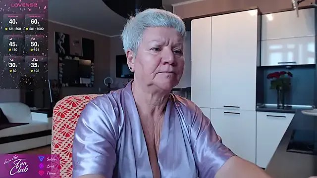 roxana_brooks on StripChat