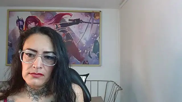 Roxanne_vale on StripChat