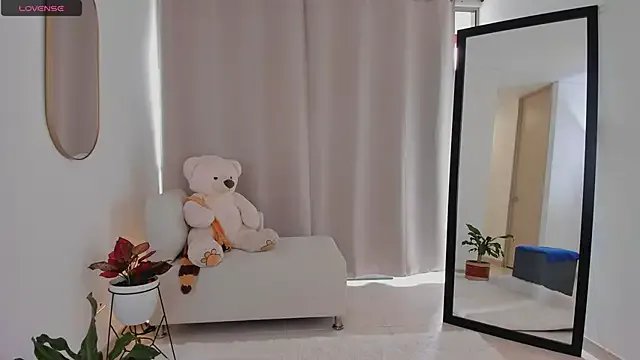 roxie_gates_ on StripChat