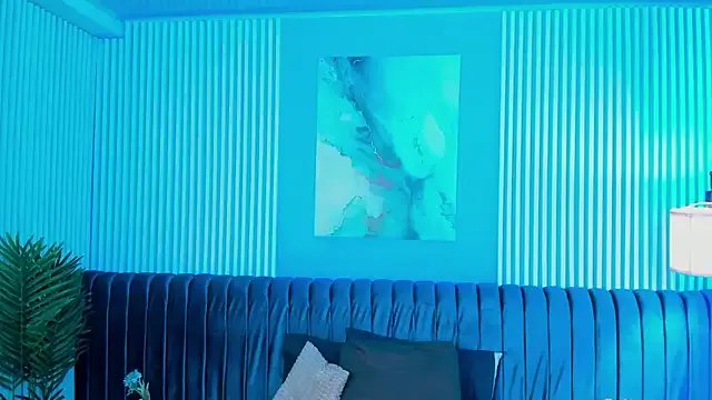 roxy_hell on StripChat