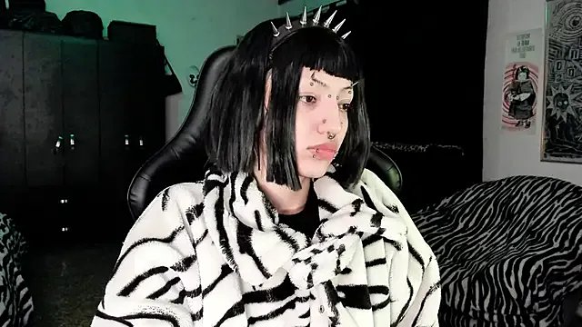 roxy_toxic on StripChat