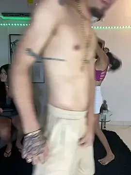 royalgirls_x on StripChat