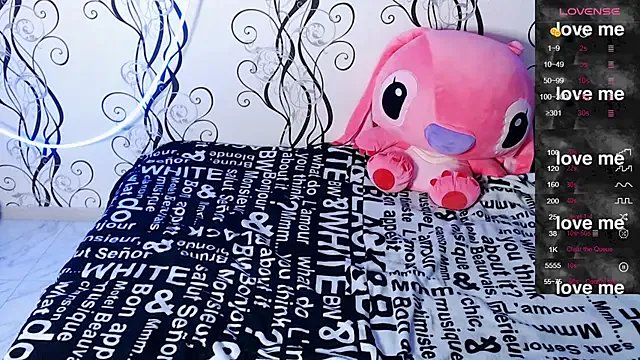 RoyAngela on StripChat