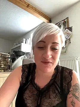 Rozendefotz on StripChat