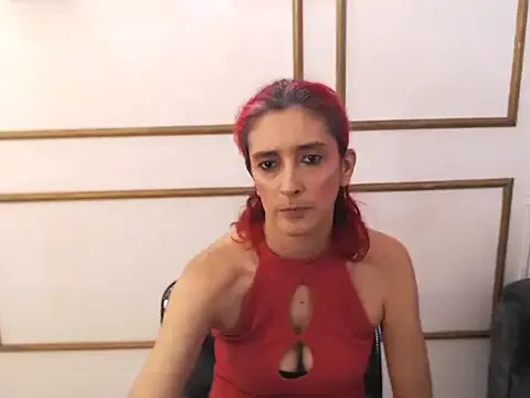 Ruby_Your_Milf on StripChat