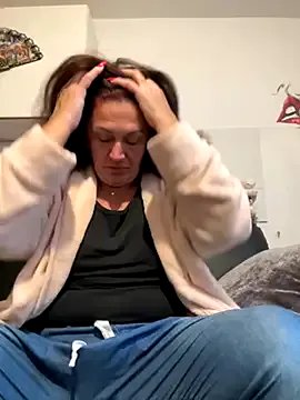 RubyyRosee on StripChat