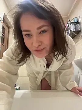 RussianBetty — BIG squirt for daddy