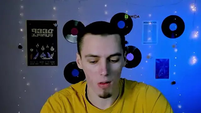 ryan_zen on StripChat