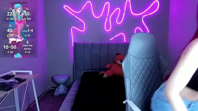 Sabrina_bloom on StripChat