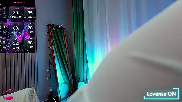 SabrinaJade on StripChat