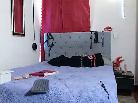 sachaclinford on StripChat