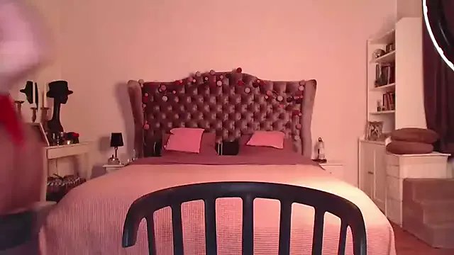 SadieGlam on StripChat