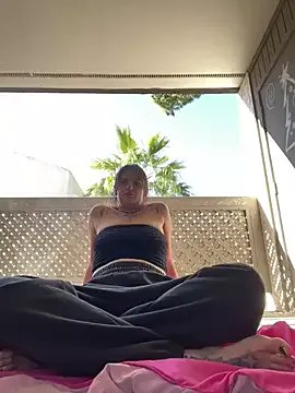 SafeinouterSpace on StripChat