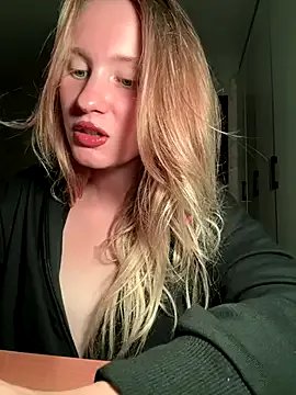 saint_cat25 on StripChat