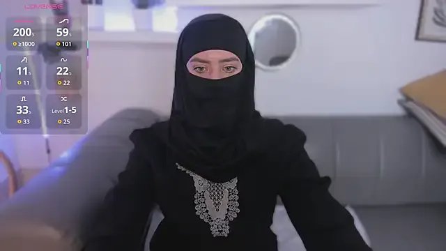 salma_arabicc on StripChat