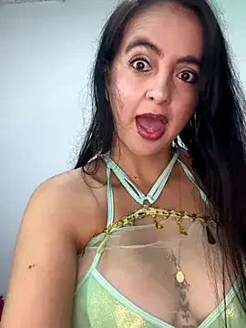 salo-rousee on StripChat