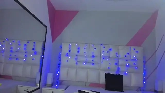 Salome_rouse1 on StripChat