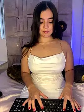 salomecute21 on StripChat