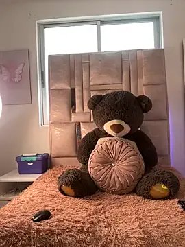 salomecute21 on StripChat