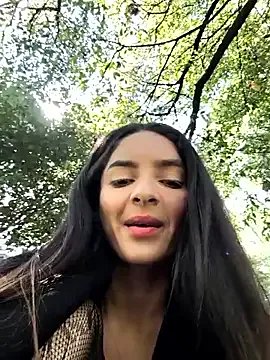 Sam_Sara on StripChat