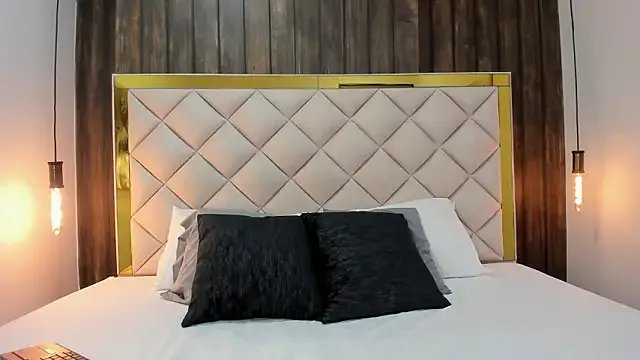 samanthaa_rosee__ — Fingering pussy